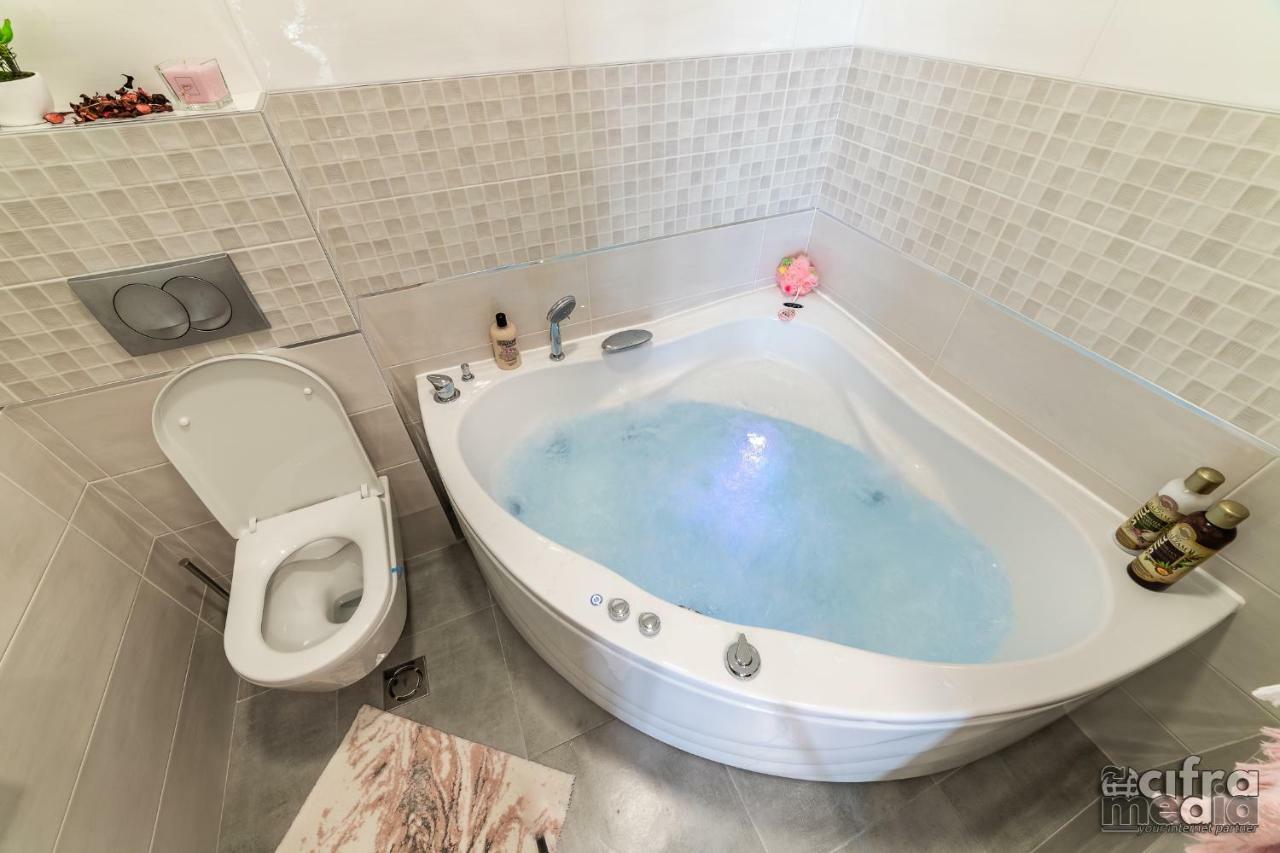 Apartmani Alexandar15 Novi Sad Ngoại thất bức ảnh