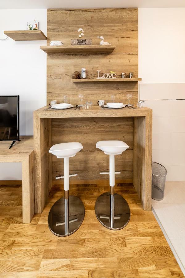 Apartmani Alexandar15 Novi Sad Ngoại thất bức ảnh