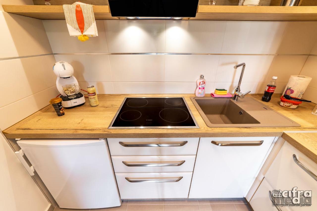 Apartmani Alexandar15 Novi Sad Ngoại thất bức ảnh