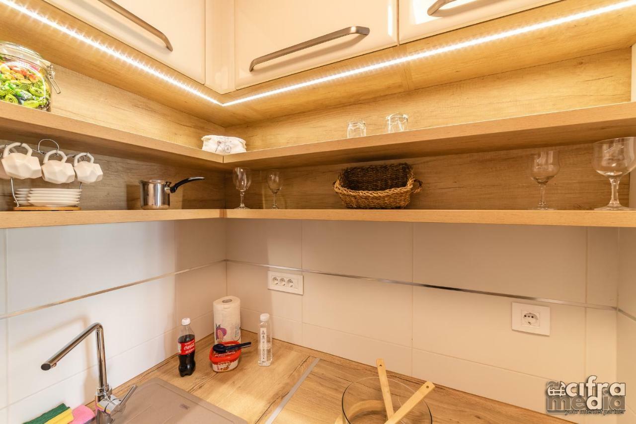 Apartmani Alexandar15 Novi Sad Ngoại thất bức ảnh