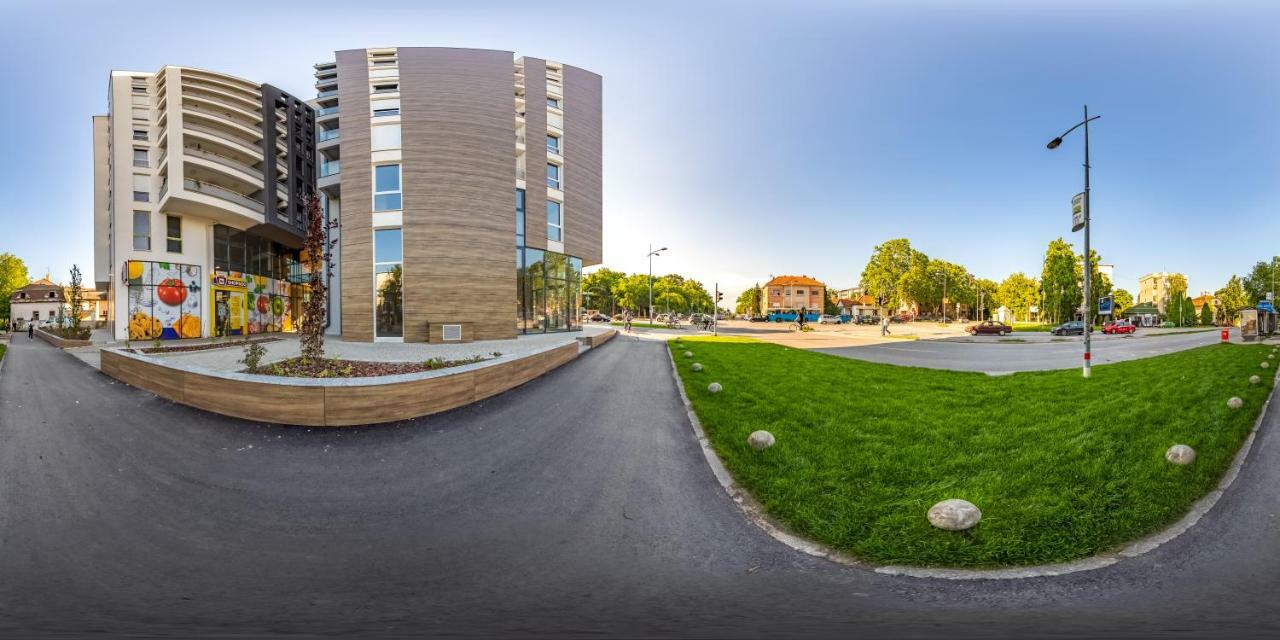 Apartmani Alexandar15 Novi Sad Ngoại thất bức ảnh